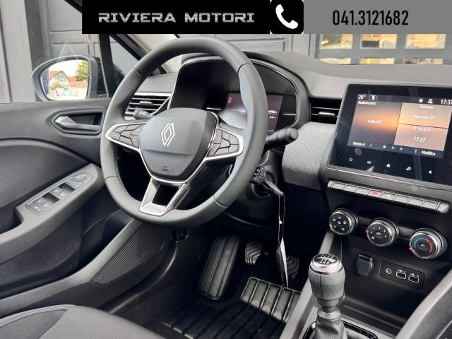 RENAULT Clio usata, con Autoradio