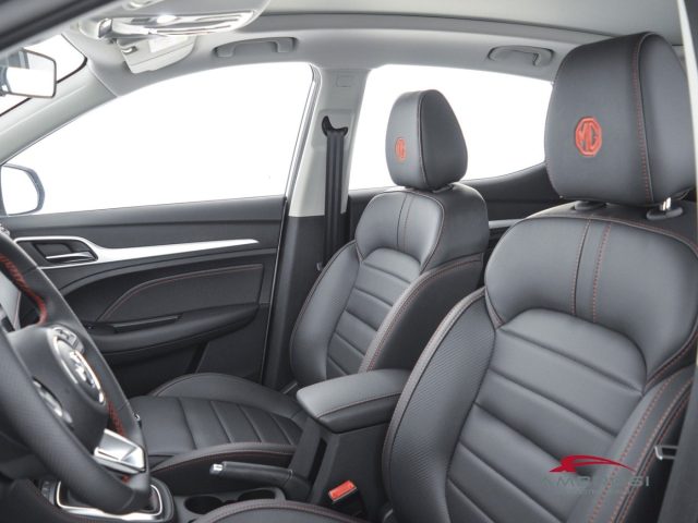 MG ZS usata 8