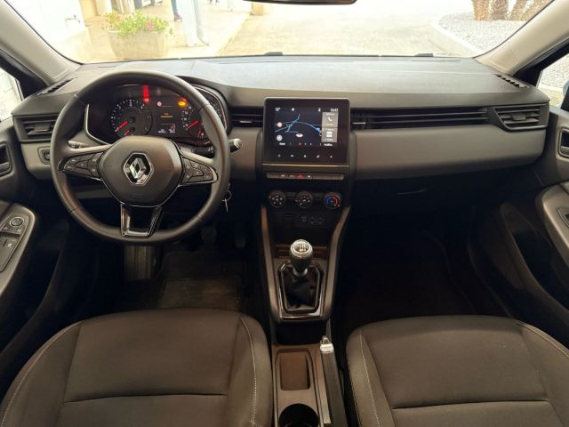 RENAULT Clio usata, con Autoradio digitale