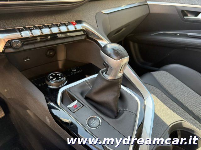 PEUGEOT 3008 usata, con Climatizzatore