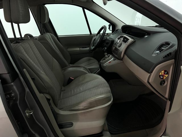 RENAULT Scenic usata 24