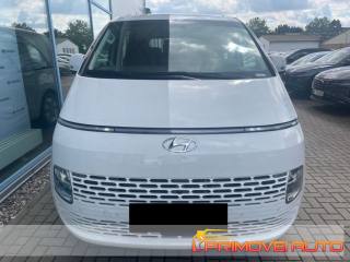 HYUNDAI Staria usata, con Autoradio