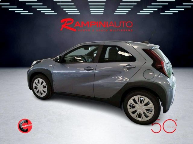 TOYOTA Aygo X usata 9