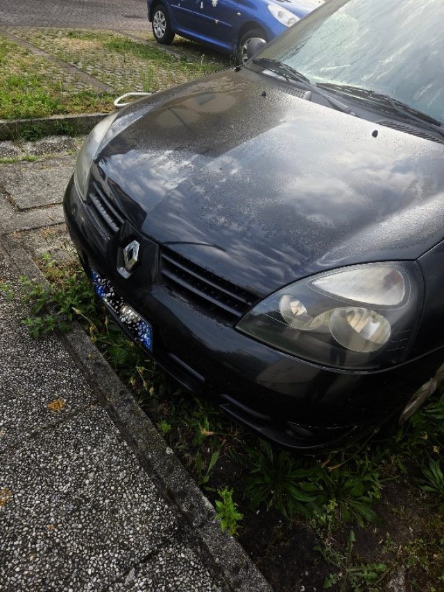 RENAULT Clio usata, con Climatizzatore