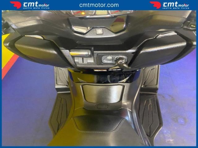 SUZUKI Burgman AN 400 usata 6