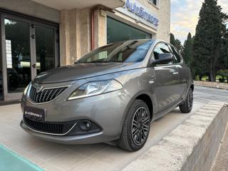 LANCIA Ypsilon 1.0 FireFly 5 porte S&S Hybrid Gold 5 posti.