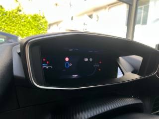PEUGEOT 2008 usata, con Controllo vocale