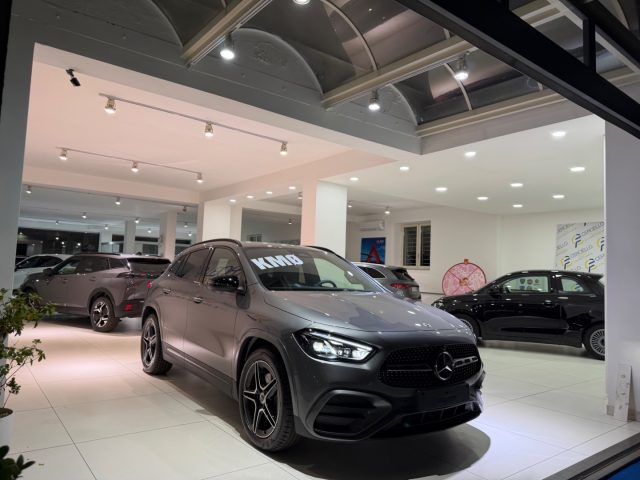 MERCEDES-BENZ GLA 200 usata, con Cronologia tagliandi