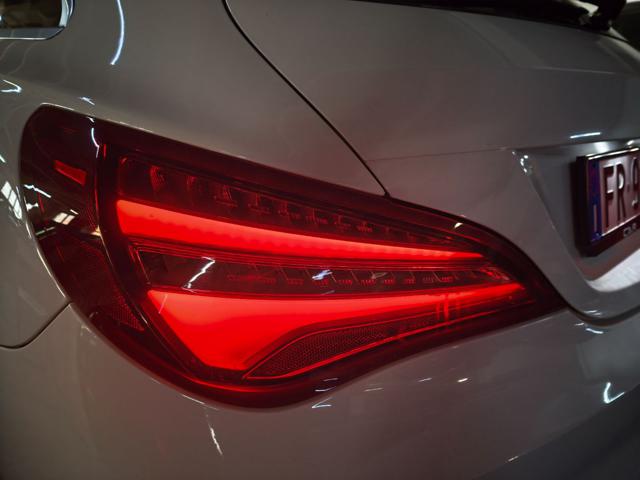 MERCEDES-BENZ CLA 220 usata, con Fari LED