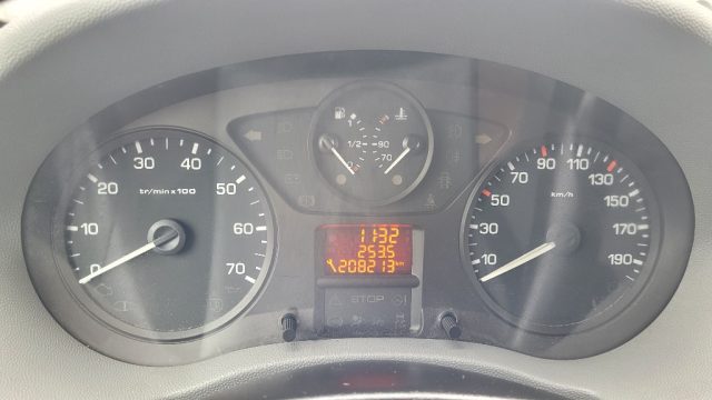 PEUGEOT Expert usata 13