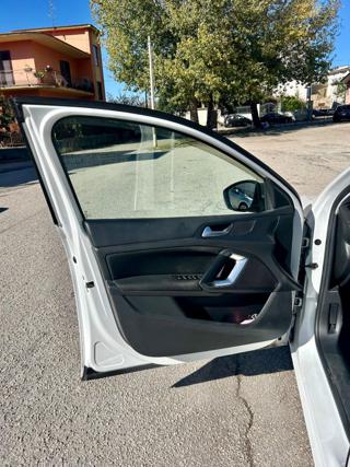 PEUGEOT 308 usata, con Sistema di navigazione