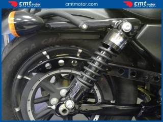 HARLEY-DAVIDSON 883 Iron usata 6