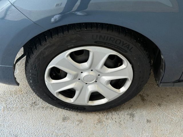 FORD Tourneo Courier usata, con Chiusura centralizzata