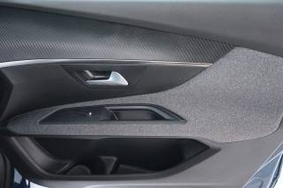 PEUGEOT 5008 usata, con Frenata d