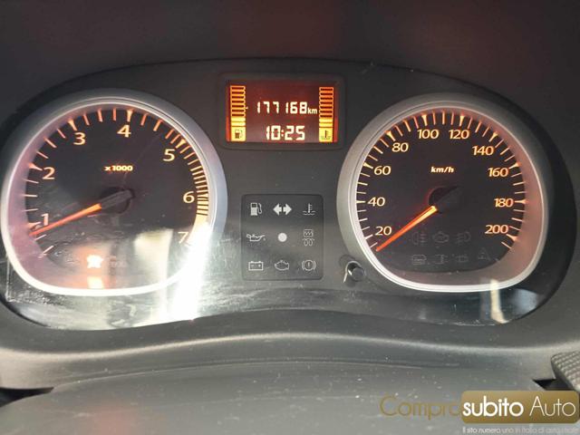 DACIA Duster usata, con Bluetooth