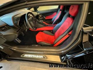 LAMBORGHINI Aventador usata, con Autoradio