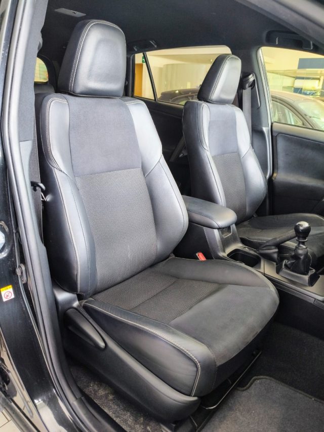 TOYOTA RAV 4 usata, con Fendinebbia