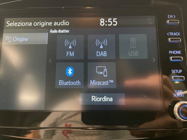 TOYOTA Aygo X usata, con USB