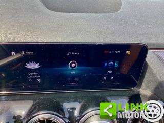 MERCEDES-BENZ GLA 200 usata, con Sistema di navigazione