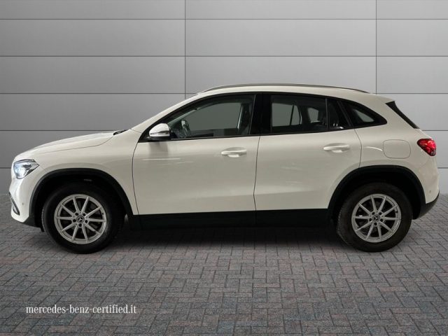 MERCEDES-BENZ GLA 180 usata, con Autoradio