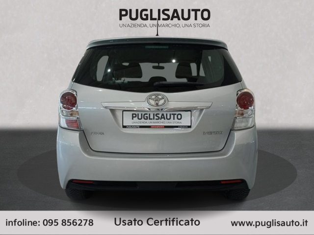 TOYOTA Verso usata, con Autoradio