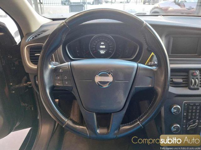 VOLVO V40 usata 37
