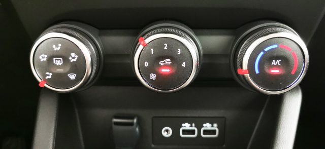RENAULT Clio usata 71