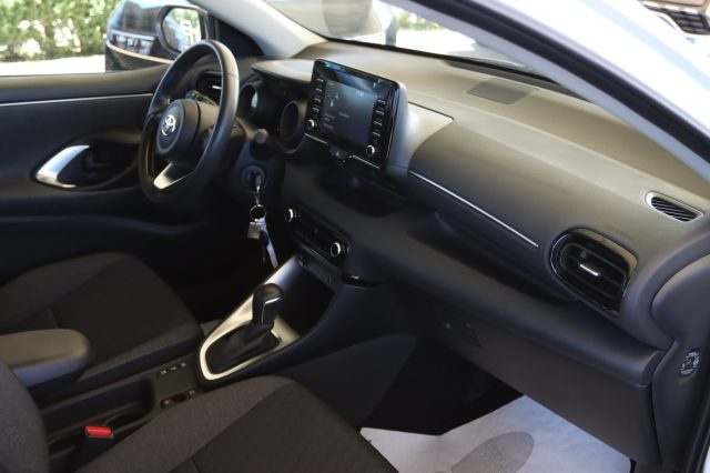 TOYOTA Yaris usata, con Controllo trazione