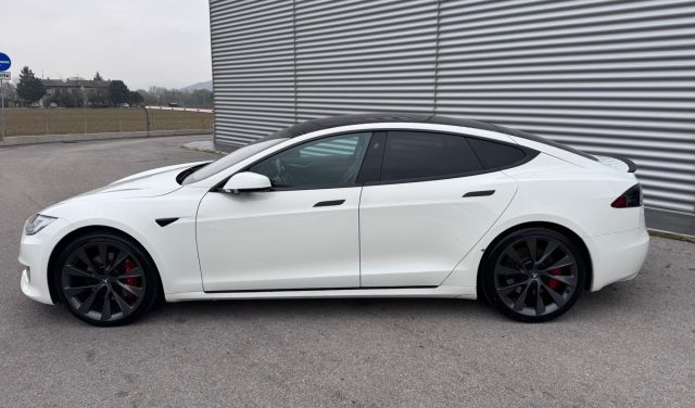 TESLA Model S usata, con Boardcomputer