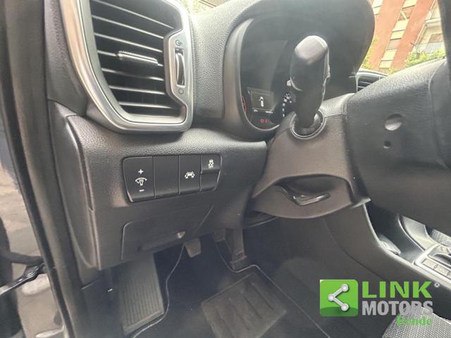 KIA Sportage usata, con Autoradio digitale