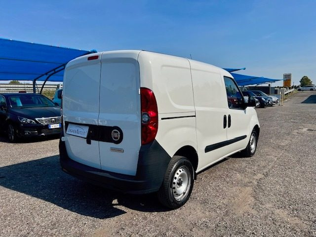 FIAT Doblo usata, con Alzacristalli elettrici