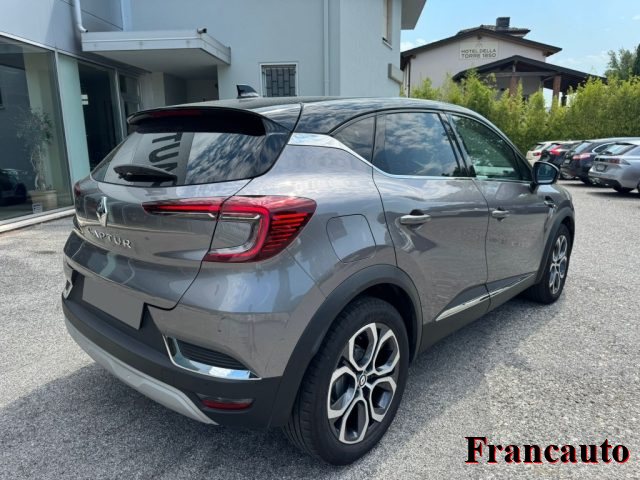 RENAULT Captur usata, con Airbag