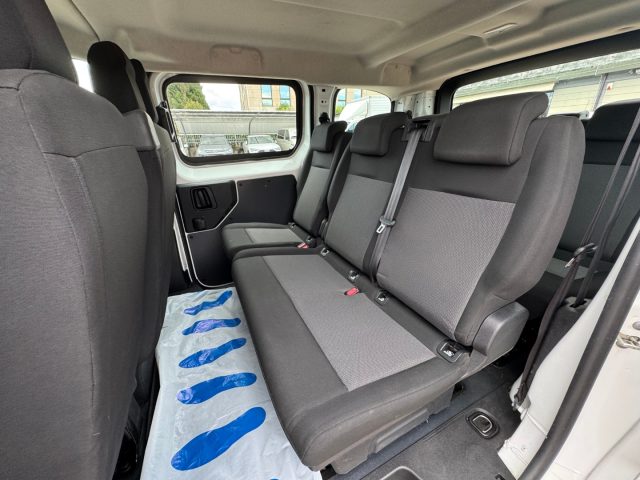 OPEL Vivaro Life usata, con ESP