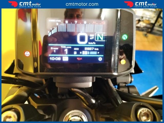 YAMAHA MT-09 usata 6