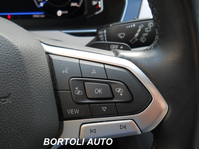 VOLKSWAGEN Golf usata, con Vivavoce