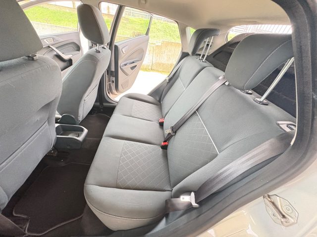 FORD Fiesta usata, con Lettore CD
