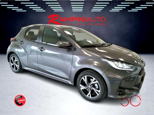TOYOTA Yaris usata 4