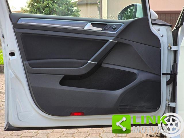 VOLKSWAGEN Golf usata, con Fari LED