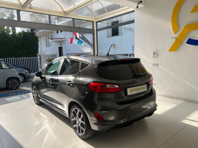 FORD Fiesta usata, con Luci diurne LED