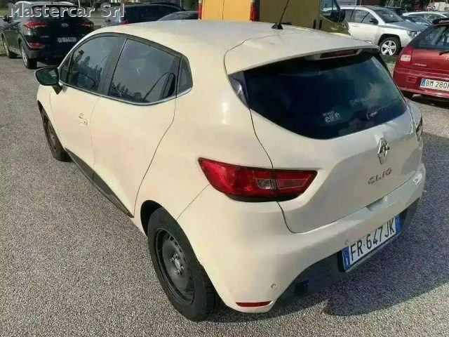 RENAULT Clio usata, con Airbag Passeggero