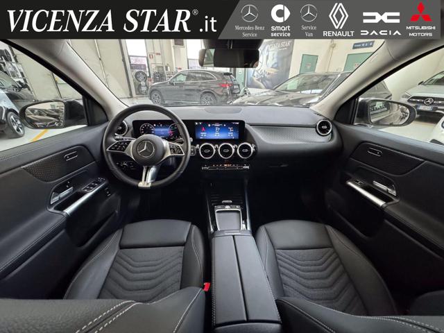 MERCEDES-BENZ GLA 180 usata, con Cerchi in lega