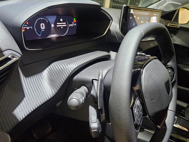PEUGEOT 208 usata, con Fari LED