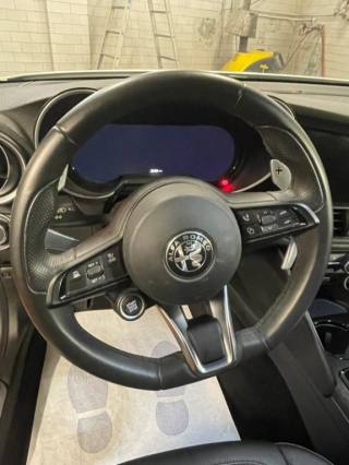 ALFA ROMEO Giulia usata, con Autoradio