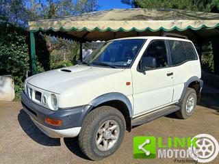 NISSAN Terrano II usata 19