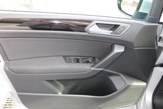 VOLKSWAGEN Touran usata, con Cerchi in lega