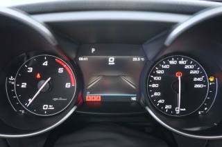 ALFA ROMEO Giulia usata, con Schermo multifunzione interamente digitale