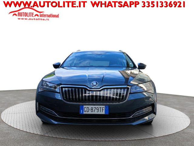 SKODA Superb usata, con Cerchi in lega