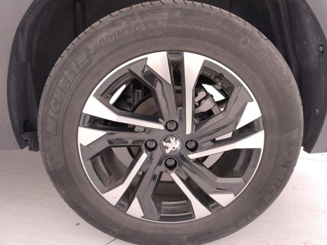 PEUGEOT 2008 usata, con Sedili sportivi