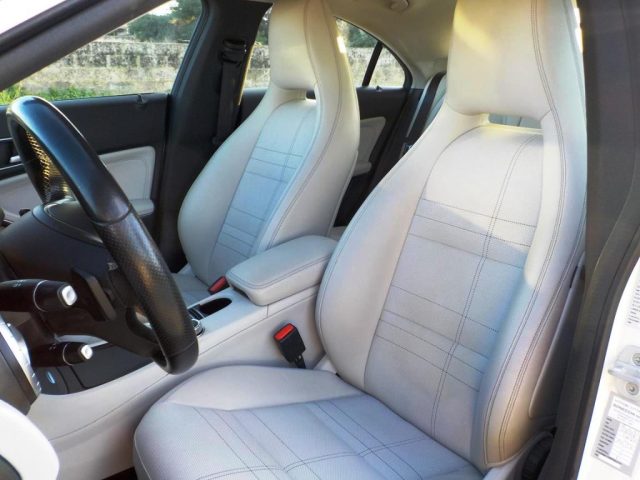 MERCEDES-BENZ CLA 180 usata, con Airbag testa