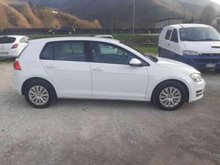 VOLKSWAGEN Golf usata, con Autoradio